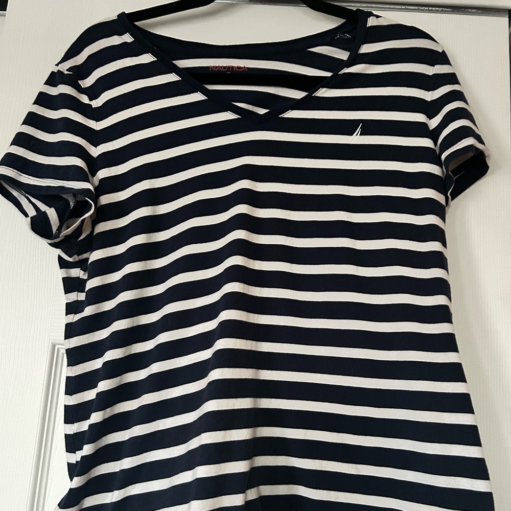 Nautica Women's Navy & White Striped V-Neck Tee Size XL